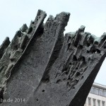 Die Skulptur Die Flamme stammt von dem Bildhauer Bernhard Heiliger aus den Jahren 1962-63 und steht am Ernst-Reuter-Platz vor Gebäuden der TU Berlin