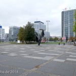 Die Skulptur Die Flamme stammt von dem Bildhauer Bernhard Heiliger aus den Jahren 1962-63 und steht am Ernst-Reuter-Platz vor Gebäuden der TU Berlin