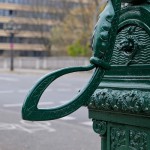 Die Schwengelpumpe Franklinstraße/Salzufer befindet sich in der Nähe der Marchbrücke in Berlin-Charlottenburg.