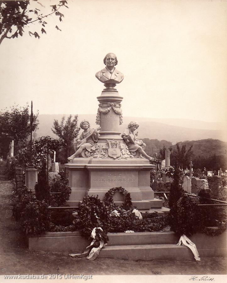 Historische Fotografie vom Grabdenkmal Franz Abt auf dem Nordfriedhof in Wiesbaden