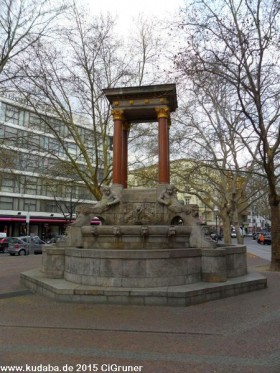 St. Georg-Brunnen in Berlin-Charlottenburg (4/41)