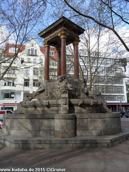 St. Georg-Brunnen in Berlin-Charlottenburg (5/41)