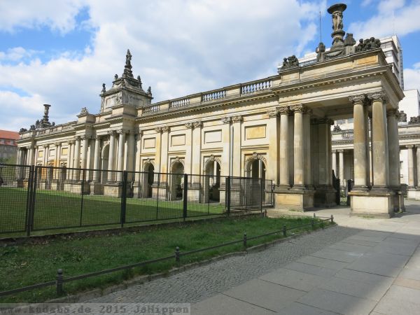 Königskolonnaden von Carl von Gontard im Kleistpark in Berlin-Schöneberg
