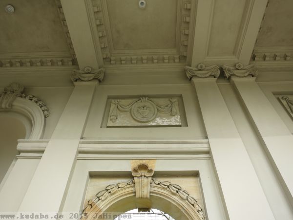 Königskolonnaden von Carl von Gontard im Kleistpark in Berlin-Schöneberg