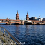 Oberbaumbrücke über die Spree in Berlin-Friedrichshain-Kreuzberg von Otto Stahn