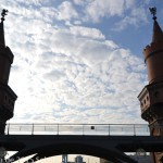 Oberbaumbrücke über die Spree in Berlin-Friedrichshain-Kreuzberg von Otto Stahn