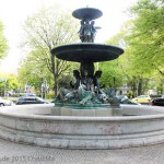 Brunnen „Wrangelbrunnen“ in Kreuzberg von Hugo Hagen, Baujahr 1877, nördliche Gesamtansicht