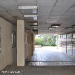 Gebäudeunterführung der Fachhochschule Potsdam.