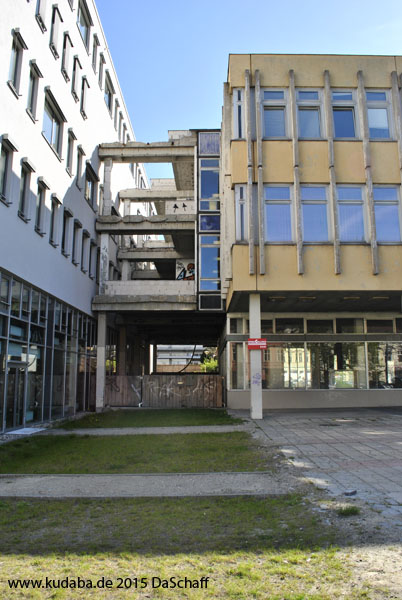 Westfassade der Fachhochschule Potsdam.