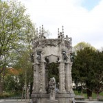 Der Märchenbrunnen in Berlin-Neukölln im Von-der-Schulenberg-Park von Ernst Moritz Geyger