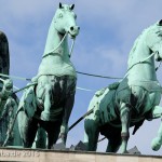 Die Quadriga auf dem Brandenburger Tor in Berlin-Mitte aus getriebenem und gegossenem Kupfer stammt von Johann Gottfried Schadow aus den Jahren 1790 - 1795 (1793)