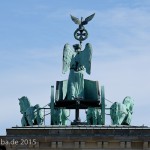 Die Quadriga auf dem Brandenburger Tor in Berlin-Mitte aus getriebenem und gegossenem Kupfer stammt von Johann Gottfried Schadow aus den Jahren 1790 - 1795 (1793)