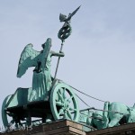 Die Quadriga auf dem Brandenburger Tor in Berlin-Mitte aus getriebenem und gegossenem Kupfer stammt von Johann Gottfried Schadow aus den Jahren 1790 - 1795 (1793)