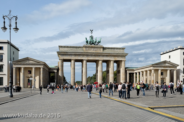 Das Brandenburger Tor in Berlin wurde 1789 - 1791 von Carl Gotthard Langhans erbaut