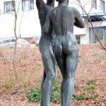 Skulpturengruppe “Mars und Venus” von Georg Kolbe im Kolbe-Hain in Westend, Berlin-Charlottenburg, Nachguss von 1963 aus der Bildgießerei Noack, Berlin. Zustand: Dezember 2015.