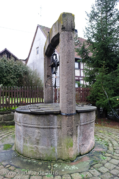 Brunnen in Wohnfeld - Ortsteil von Ulrichstein im Vogelsbergkreis in Hessen - aus dem Jahr 1733